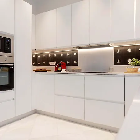 Genteel Paseo Maritimo * مالقة