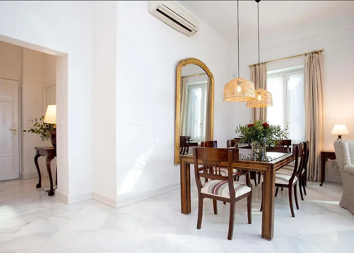 Genteel Paseo Maritimo مالقة